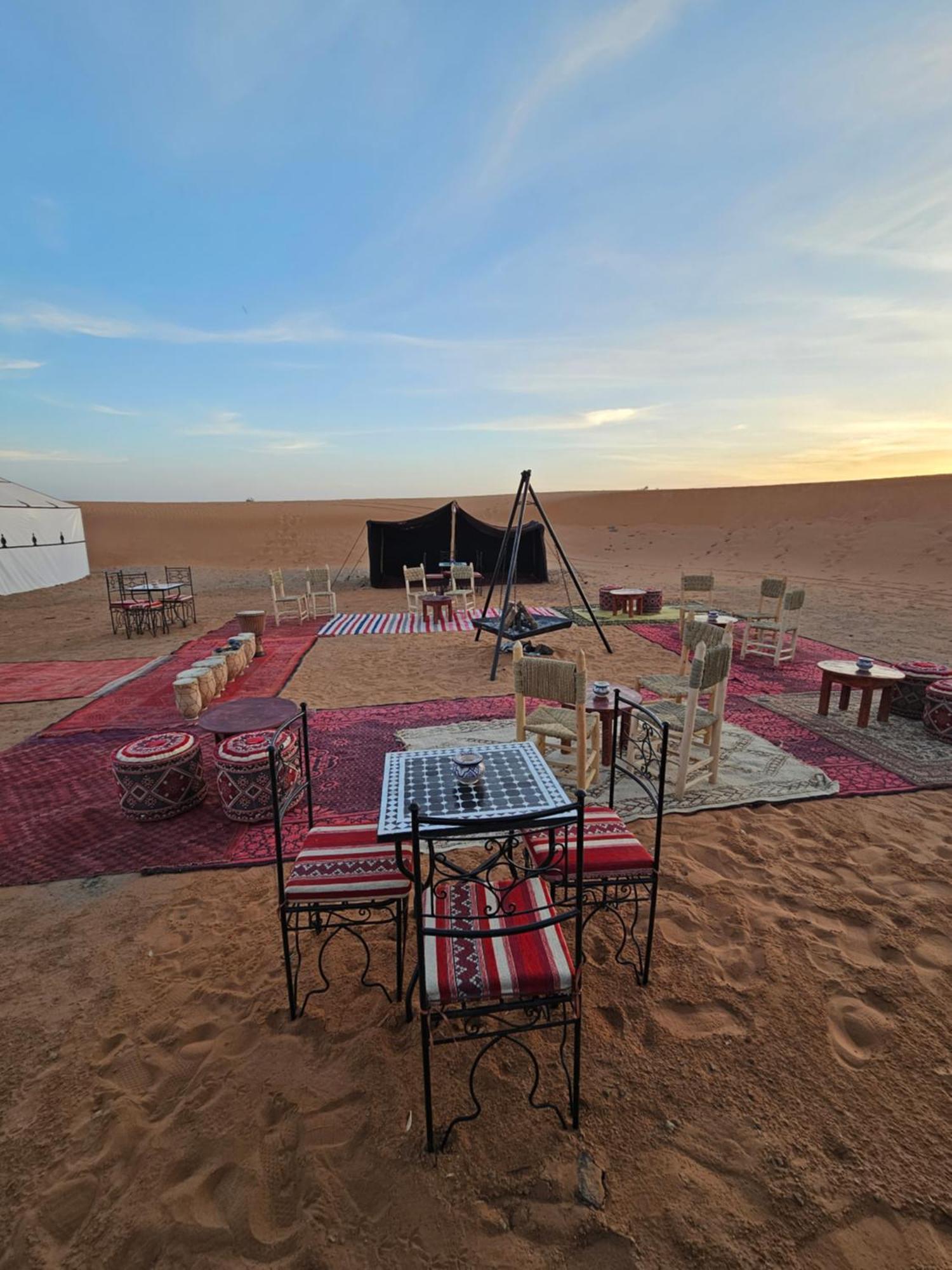 Najma Luxury Camp Hotel Merzouga Bagian luar foto
