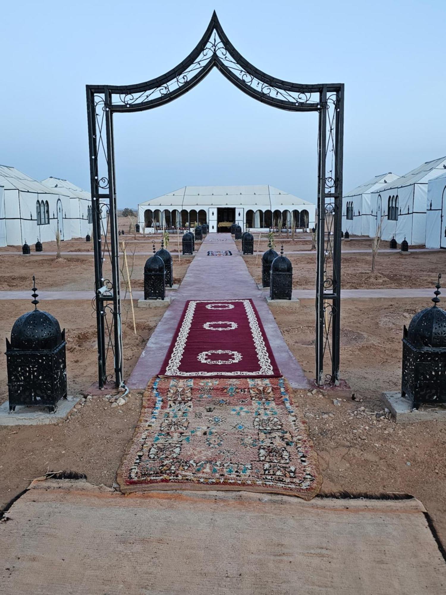 Najma Luxury Camp Hotel Merzouga Bagian luar foto